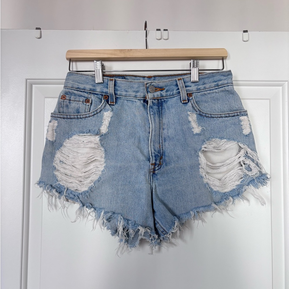 LEVIs Distressed Shorts